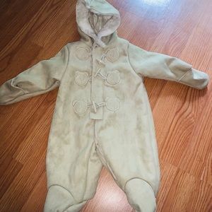 🐻 beautiful lines bunting snowsuit w/bear toggle